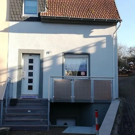 Haus Oldenburg In Ruhiger Lage Mit Parkplatz * Lauterecken