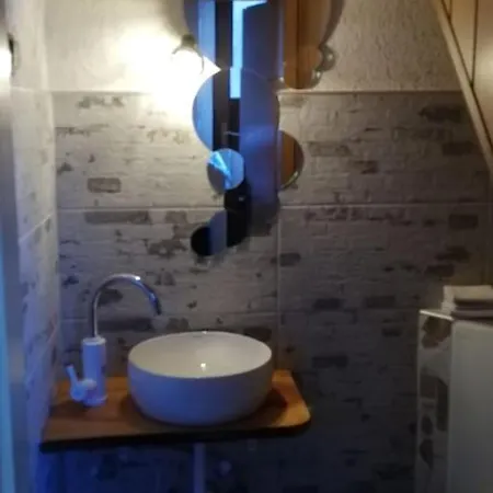 Haus Oldenburg In Ruhiger Lage Mit Parkplatz * Lauterecken